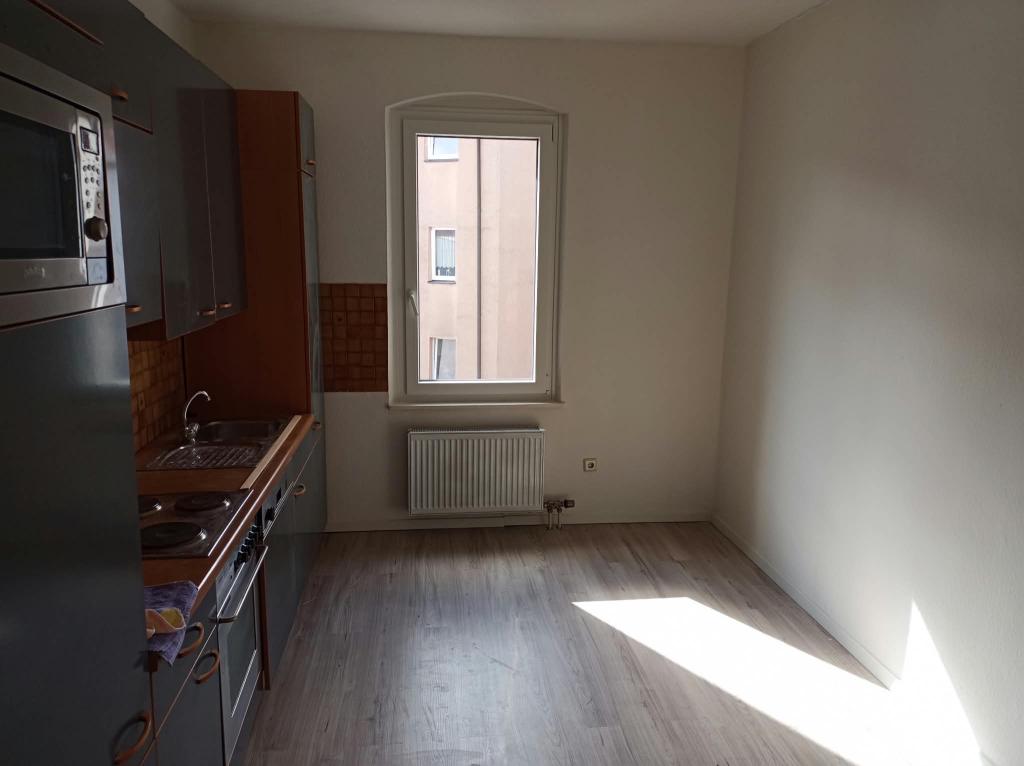 Teilrenovierte Wohnung - Werderstraße - 2. OG - Bad mit Fenster - Einbauküche möglich - Photo 3