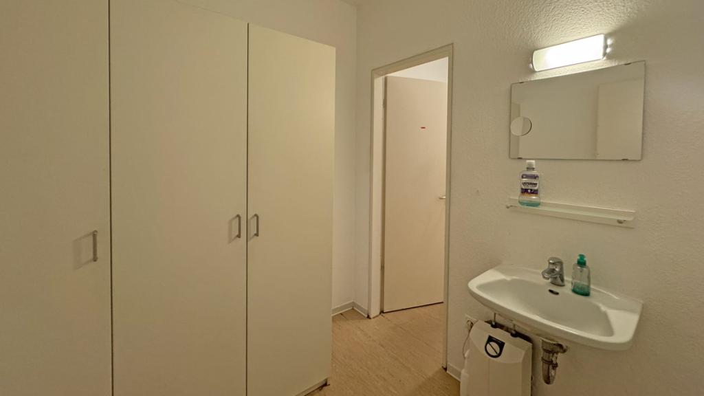 Vorraum und WC