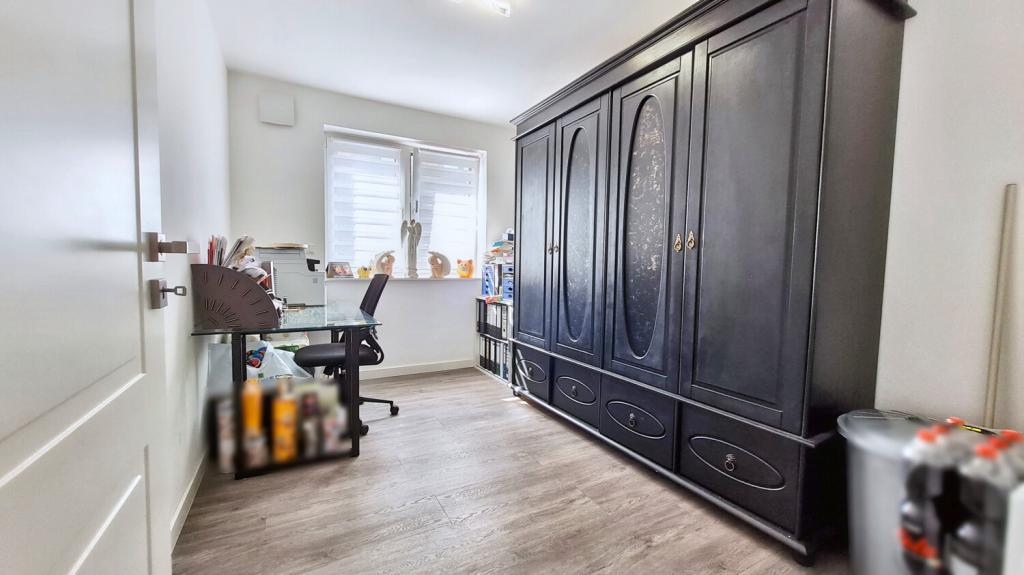 Halbes Zimmer