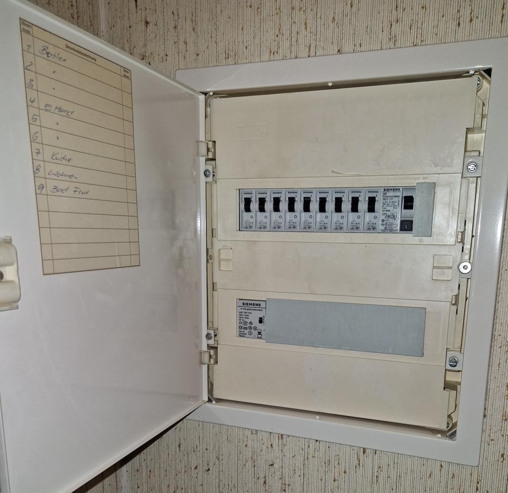 3b0659aa-807e-41ed-81ec-43a9ddfbc484.jpg