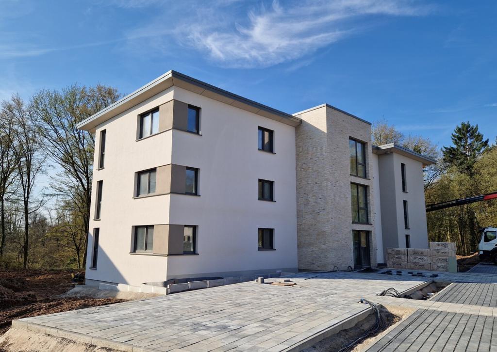 Quartier in den Schloßgärten. Traumhafte Wohnung in wunderschöner Aussichtslage in der Nähe von Limburg. - Foto 4
