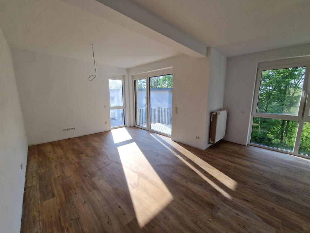 Traumhafte Penthouse-Wohnung in wunderschöner Aussichtslage in der Nähe von Limburg. - Photo 1