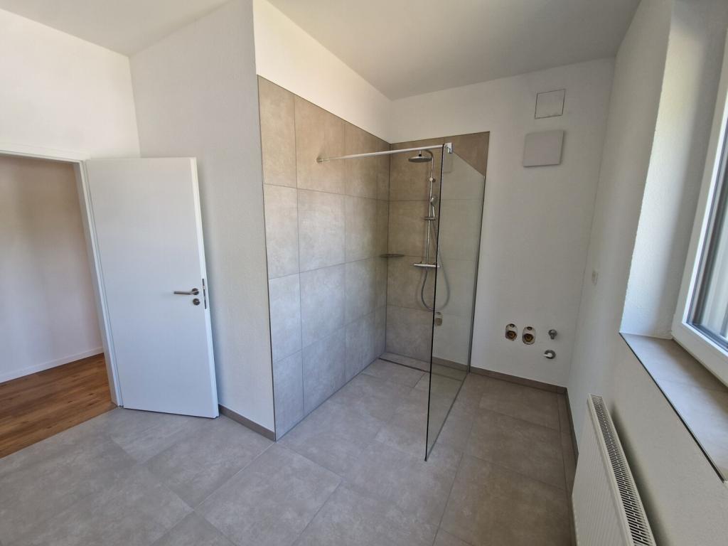 Quartier in den Schloßgärten. Traumhafte Wohnung in wunderschöner Aussichtslage 5 min. von Limburg. - Photo 5