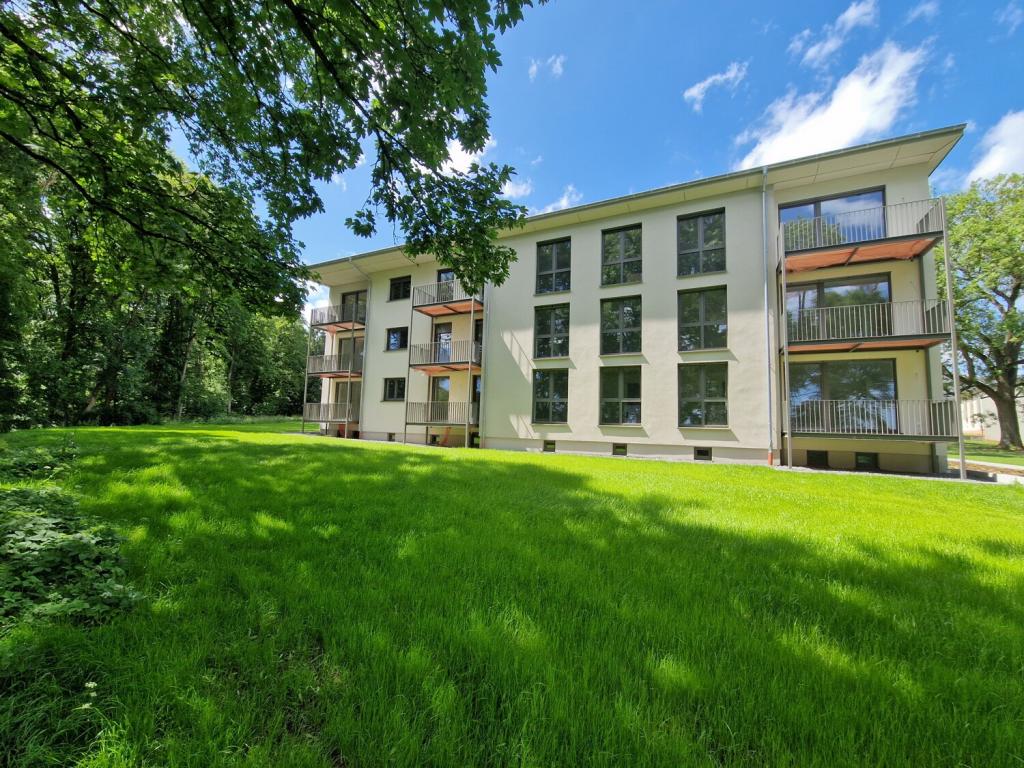 Traumhafte Penthouse-Wohnung in wunderschöner Aussichtslage in der Nähe von Limburg. - Photo 1