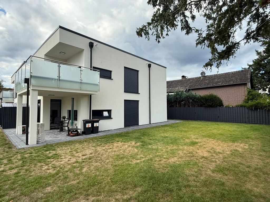 Garten mit Terrasse