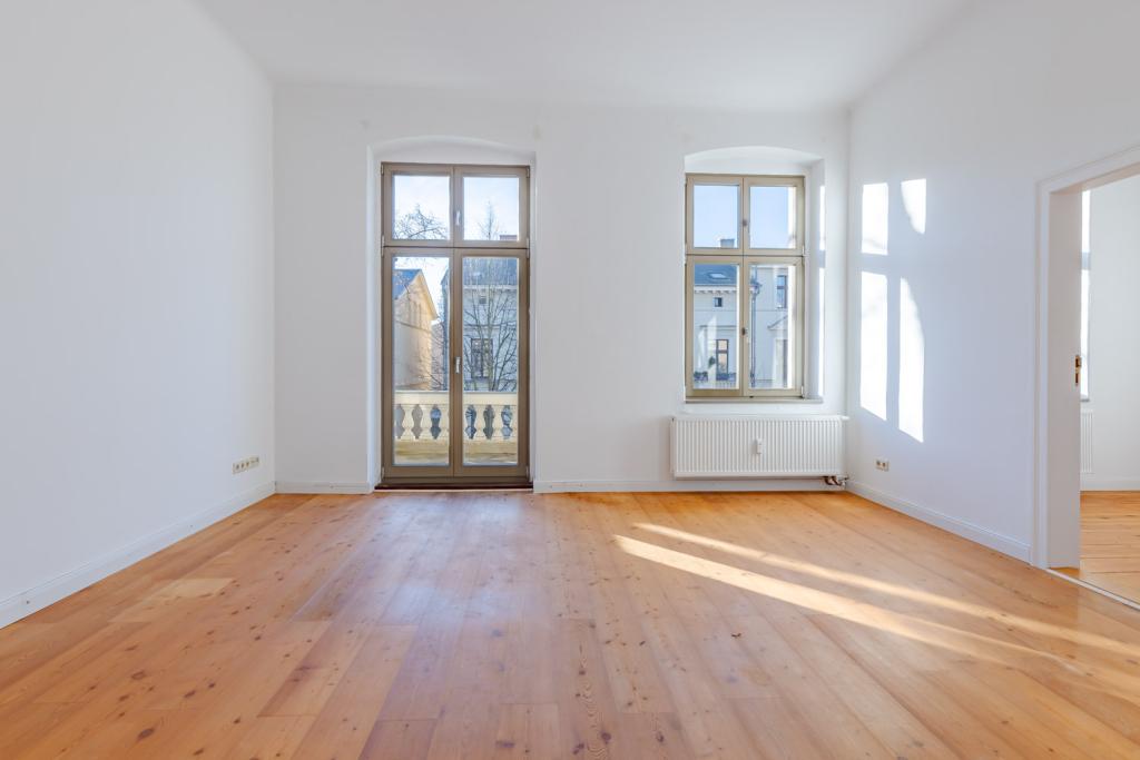 Lichtdurchflutet (Zi 2)