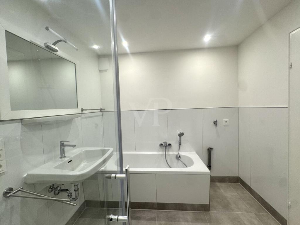 Exklusives Wohnen in der Oststadt: Kernsanierte Etagenwohnung mit Balkon, Aufzug und Tiefgarage - Foto 5