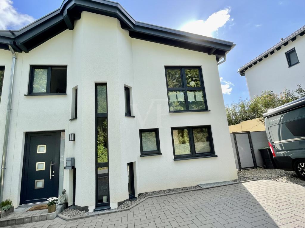 Aussen_Front 3