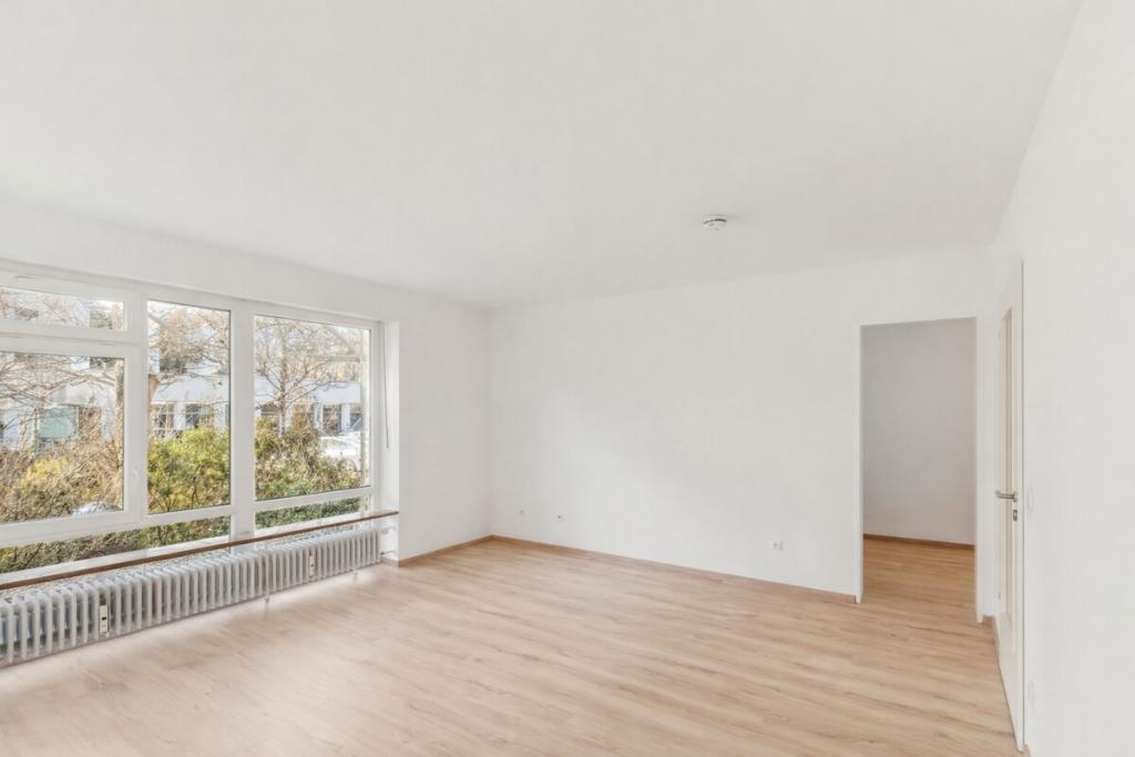 Erstbezug nach Renovierung: 1,5-Zimmer-Wohnung mit Loggia und Garten in München-Hadern - Photo 1