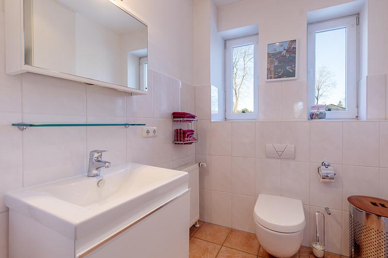 Erdgeschosswohnung: Gäste-WC