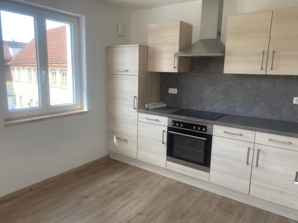 Attraktive Maisonettewohnung im Herzen von Siegenburg - Foto 1
