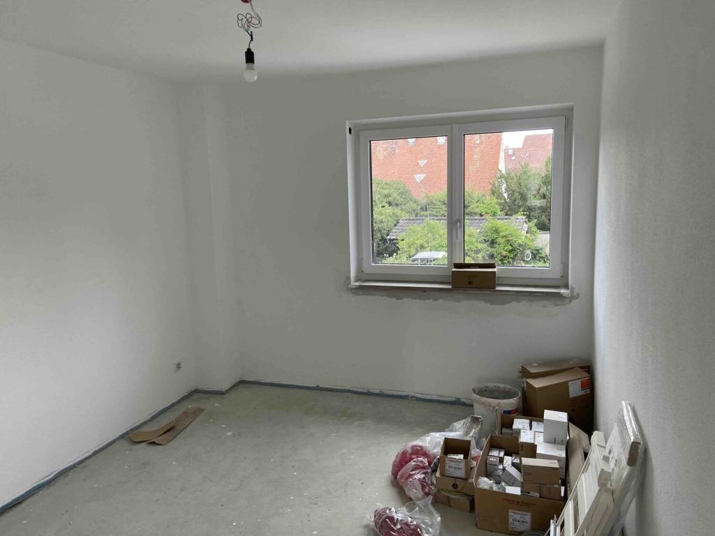 Neubau Obergeschoss-Wohnung mit Tiefgarage in Pförring - Photo 3
