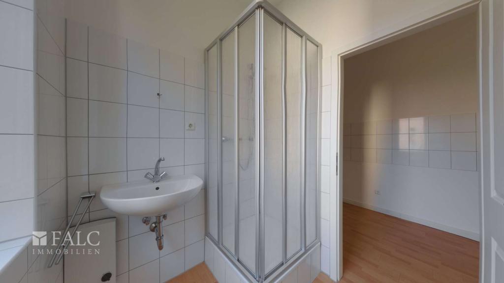 Wohnen mit Geschichte: Charaktervolle 1,5-Zimmer-Wohnung im Altbau - Photo 2