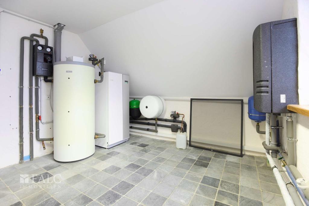 2721265-8naS9UCJXyxr7b3xjpqjfmo5-088_Flamischer Ring 4_20241221.jpg