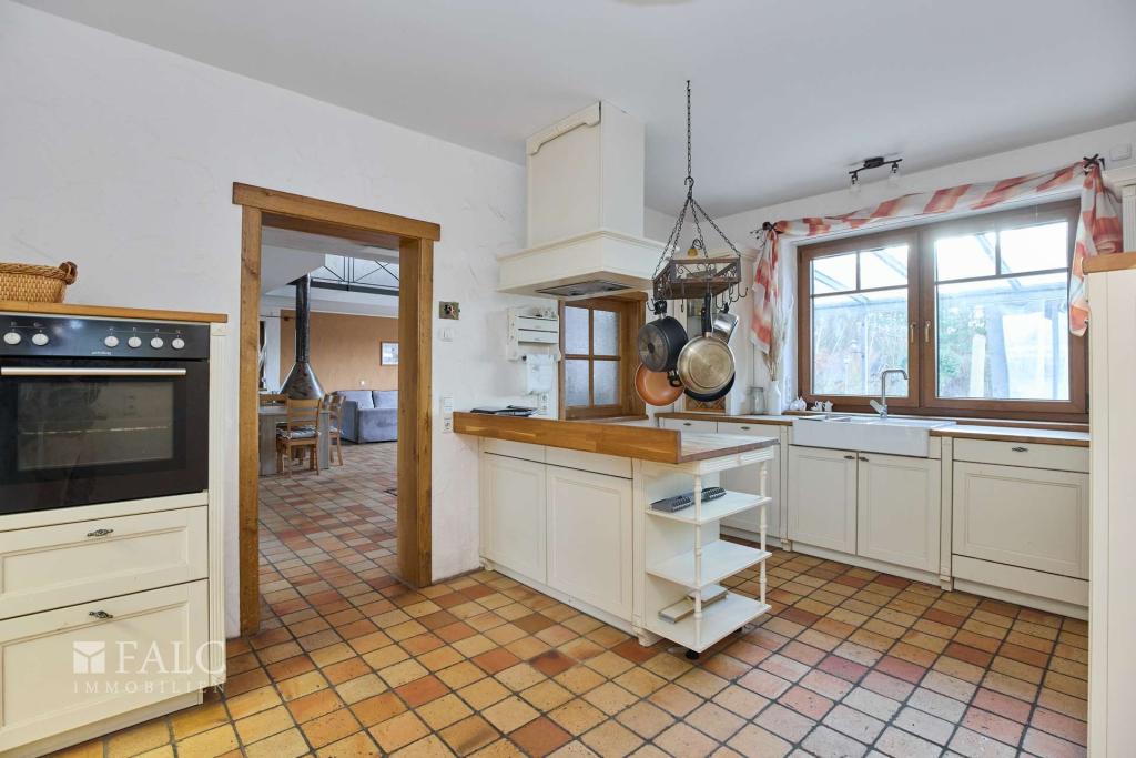 2721265-bKKnerxpQV86EbEHG8LRkPnk-037_Flamischer Ring 4_20241221.jpg