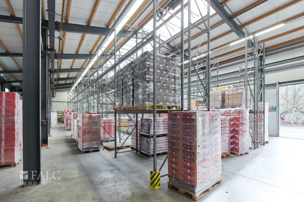 2721265-spwHfRKDhH5T5cLfMPfrb2PD-095_Flamischer Ring 4_20241221.jpg