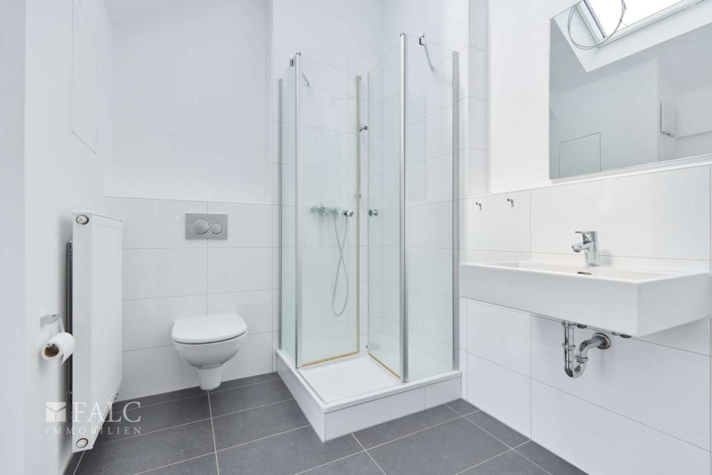 Modernes Badezimmer