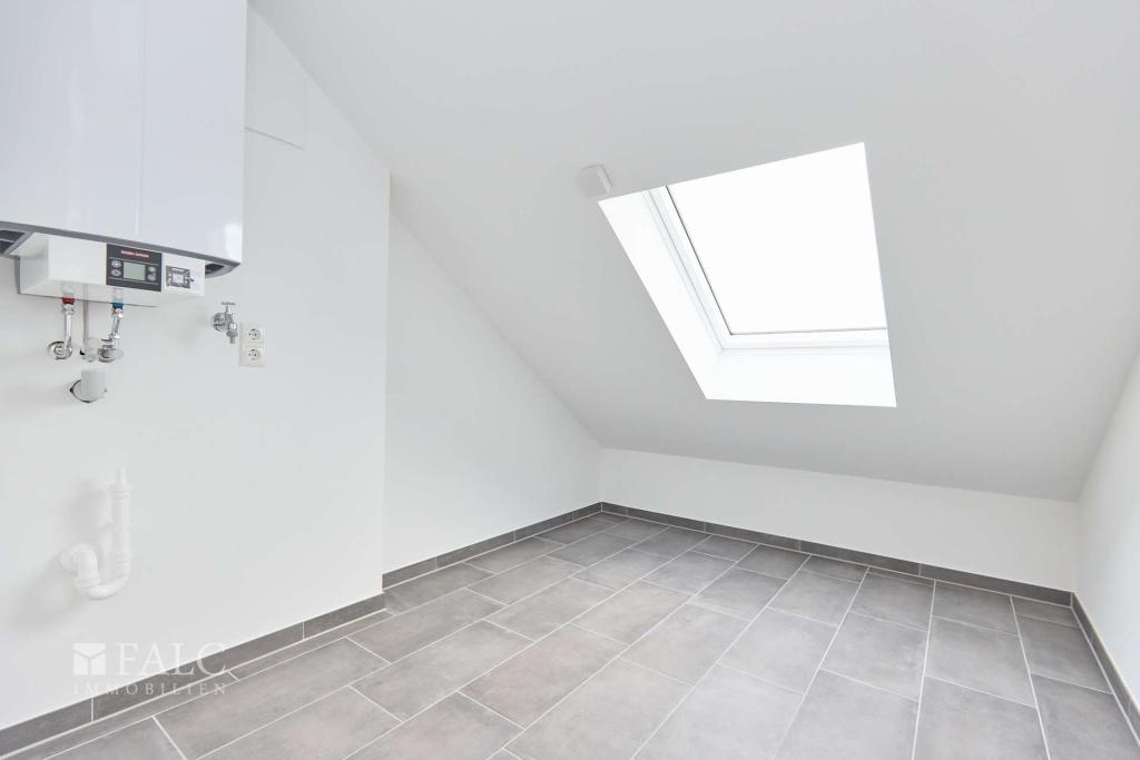 Platz für Waschmaschine und Trockner 
