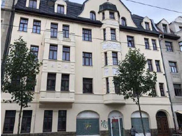 Traumhafte 3-R-Wohnung im DG mit Blick in Richtung Auenwald - Photo 1