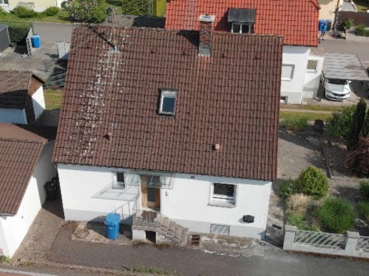 Familienidylle trifft modernen Komfort mit großem Grundstück mit ca.636 m² - Photo 1