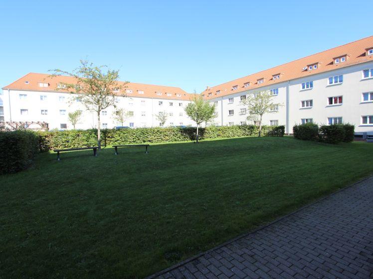 Helle Wohnung mit Tageslichtbad und Küche für Paare - Photo 1