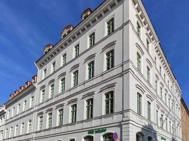 6-Raum-Wohnung im Herzen von Dresdens barockem Viertel in einer wundenschönen Immobilie - Foto 1