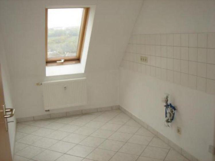 schöne 2 Zimmer Dachgeschoss Wohnung - Photo 1