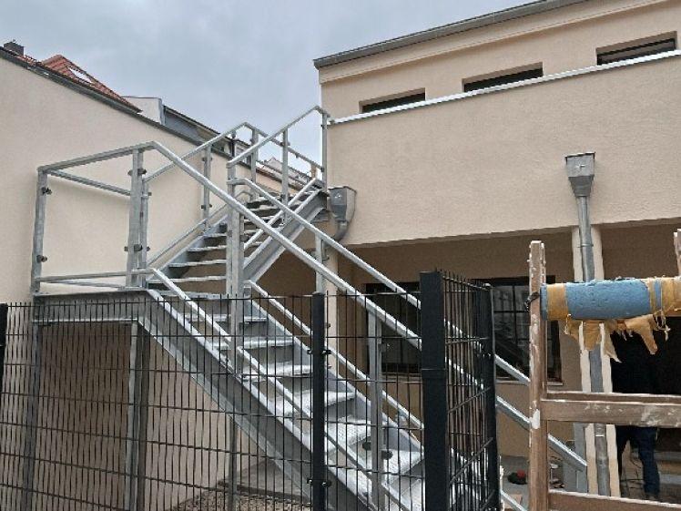 Traumhafte neu sanierte Dachgeschoss-Wohnung mit Balkon in Top-Lage von Leipzig-Plagwitz - Foto 1