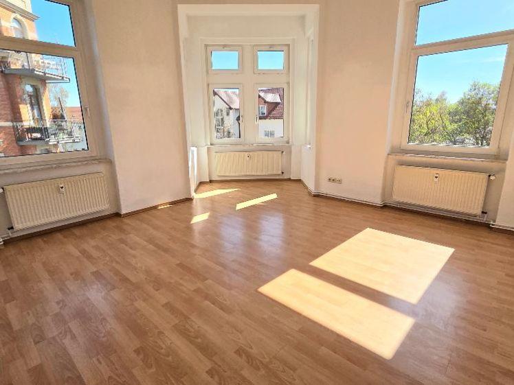 Große 3-Zimmer-Whg. mit EBK - Photo 1