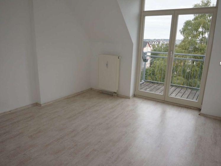 Dachgeschoss inkl. EBK !!! Balkon - Bad mit Dusche !! - Photo 1