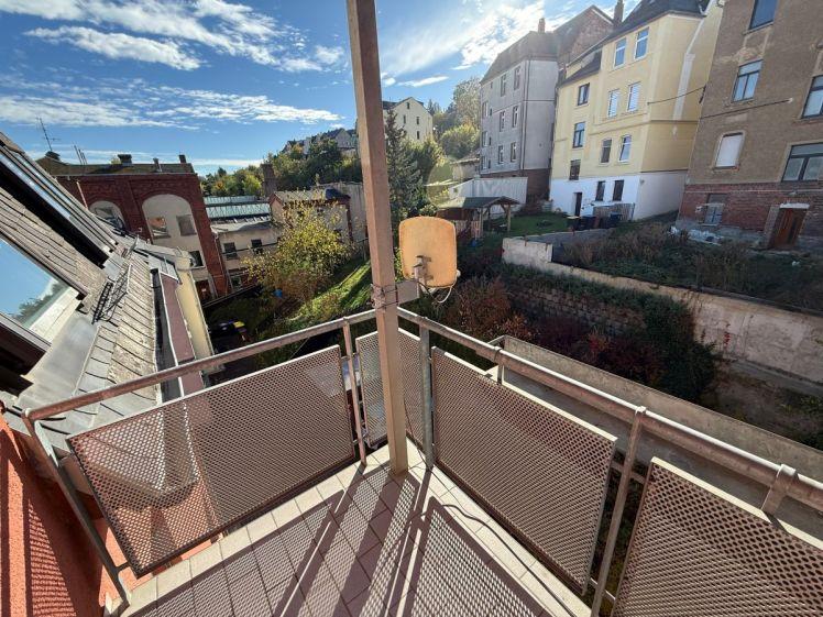 Superschöne, moderne DG-Wohnung mit Balkon und herrlichem Blick über Greiz - Foto 1