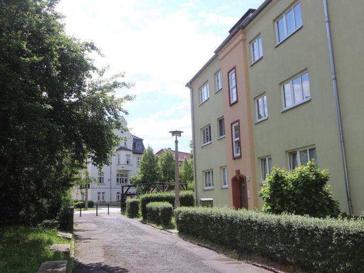 Perfekt für junge Leute - Kleine preiswerte gemütliche Wohnung in Altenburg Südost! - Photo 1