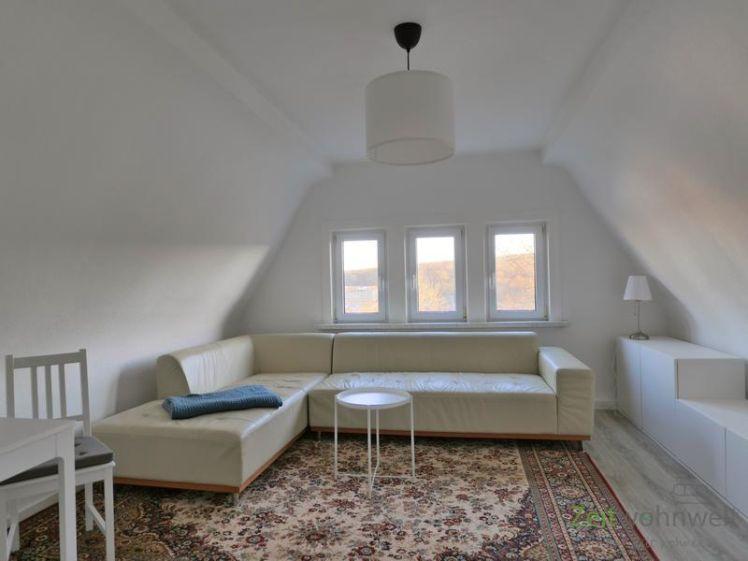 (EF1230_M) Erfurt: Hochheim, kleine möblierte Dachgeschosswohnung mit schönem Ausblick über Erfurt - Photo 1