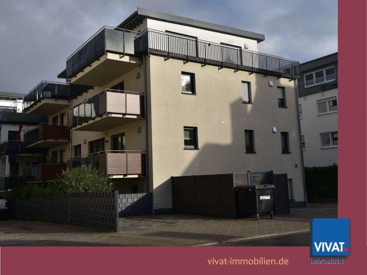Großzügige 5ZKB mit Balkon. Jung, hell und zentral! 2 TG-Stellplätze. - Photo 1