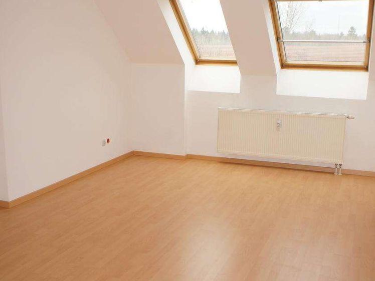 Frei ab 1.4.26 - Balkon + Schlafzimmer zum Innenhof - Uni-Nah** - Photo 1