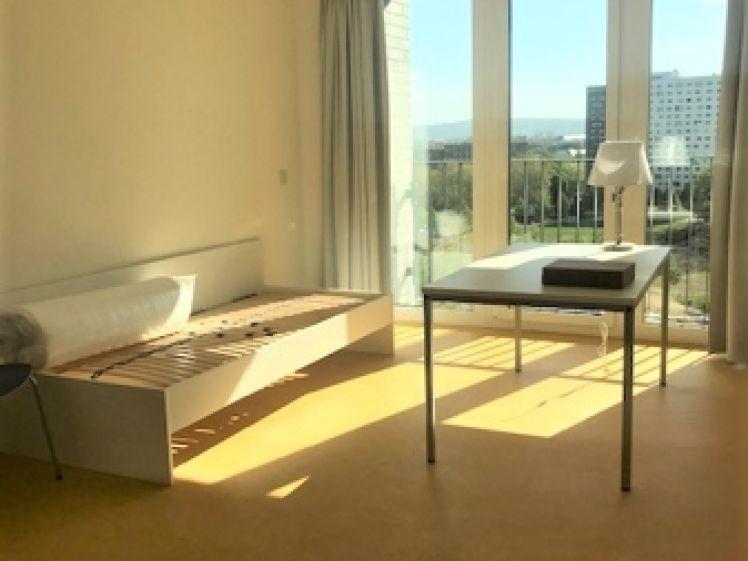 Für Studenten - Doktoranden - möblierte 3er WG Wohnung - frei ab 01.12.2025 - Foto 1