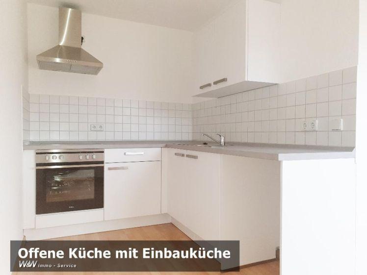 Wohnung mit Einbauküche im Zentrum sucht Sie! - Photo 1