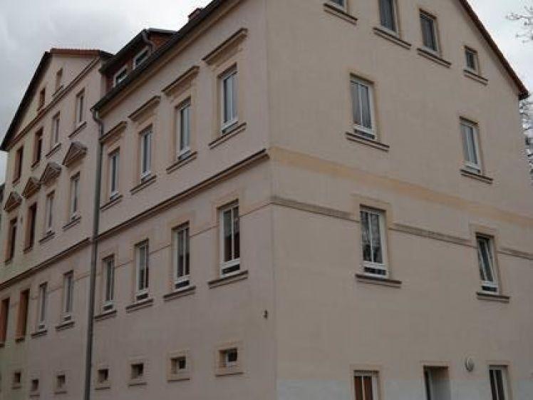 Gemütliche 2-Zimmer mit Laminat und Wannenbad mit Fenster in ruhiger Lage! - Photo 1