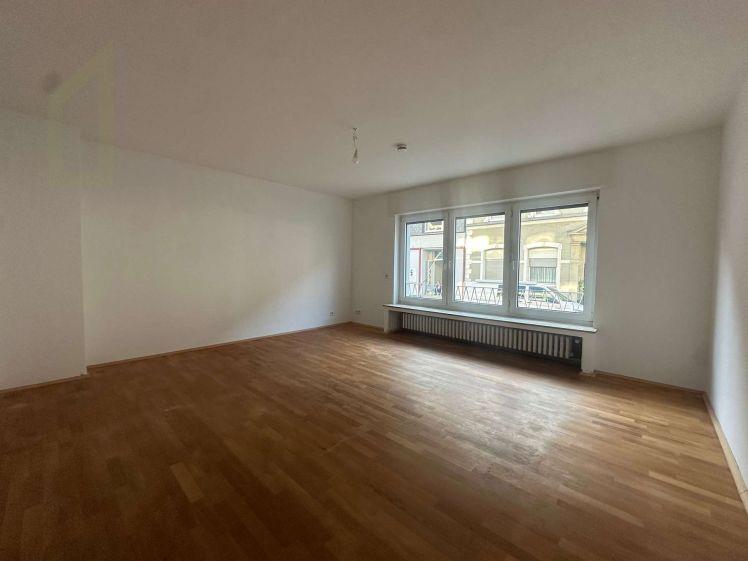 Familienfreundliche 4-Zimmer-Wohnung mit Balkon in Essen-Kupferdreh - Foto 1