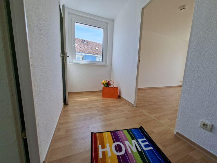2-Raumwohnung mit Wanne und Balkon in Siegmar/Chemnitz - Foto 1