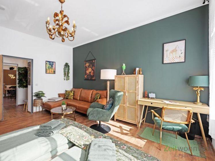 (EF1309_M) Halle: Innenstadt, möbliertes Apartment mit Stellplatz, sep. Küche, Balkon und Blick auf die Saale - Photo 1