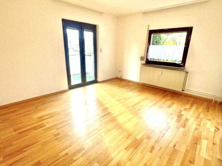 Vermieterin sucht Mieterin im reifen Alter-Gemütliche 2 Zimmer Wohnung mit Balkon in Friesenheim - Photo 1
