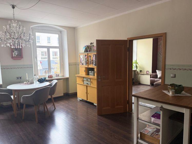 Großzügig wohnen auf 3 Etagen:Schicke Maisonette-Wohnung im Herzen der Stadt Hof(ca. 185 m²) ab 1.12 - Photo 1