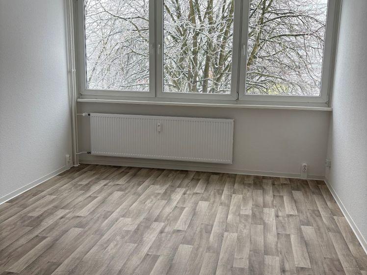 Sanierte Wohnung in der Woldegker Str. 30 - 0204 - - Photo 1