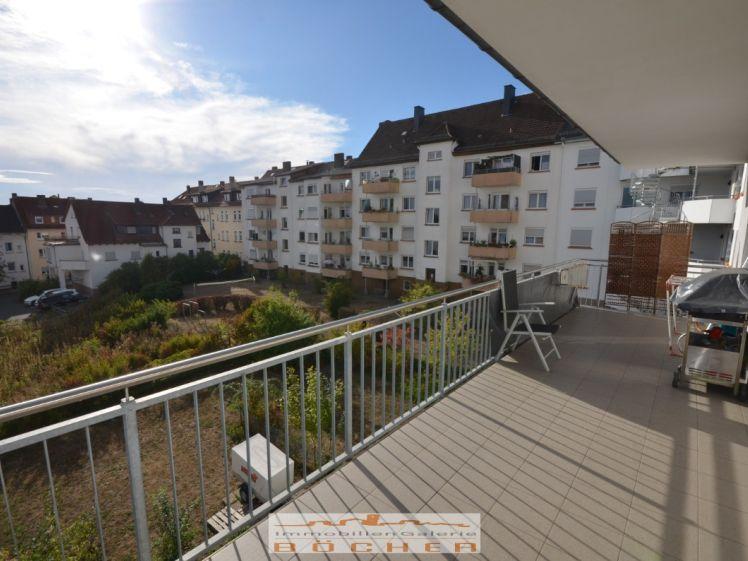 Nähe FH Fulda: Helle Etagenwohnung mit Balkon zu vermieten. - Foto 1