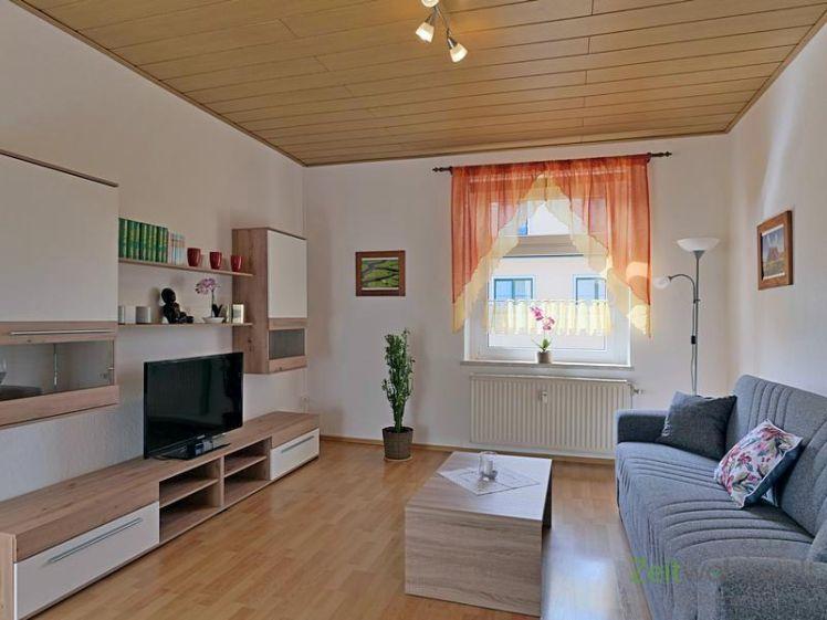 (EF0702_M) Zwickau: Crossen, Neu renovierte und neu möblierte 2-Zimmer-Whg, ruhiges Wohnhaus mit Garten - Foto 1
