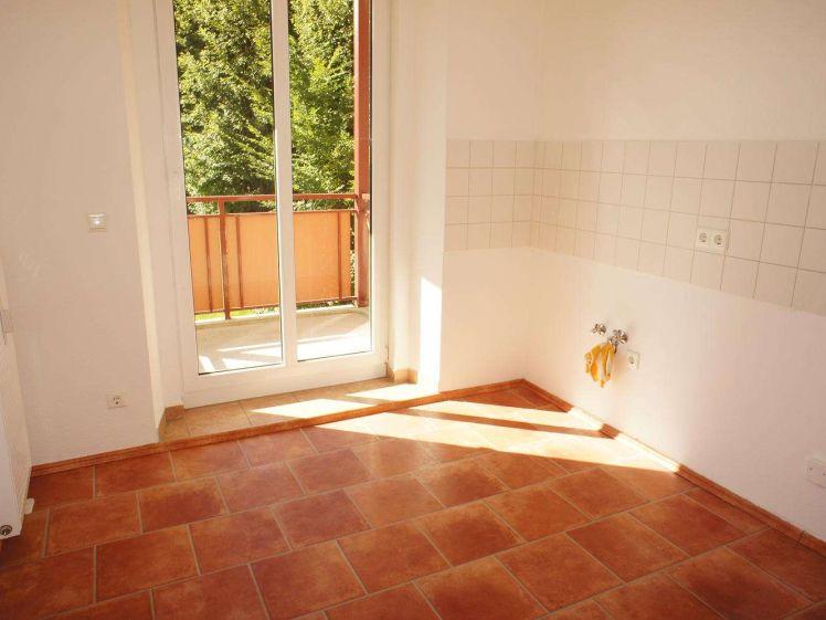 TOP Lage / 1.OG / Bad mit Fenster / an der Humboldthöhe ! - Foto 1