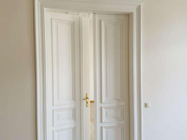 ***RIESIGE WOHNUNG ZUM WOHLFÜHLEN~6 ZIMMER~3 BÄDER~2 BALKONE~STELLPLATZ*** - Photo 1