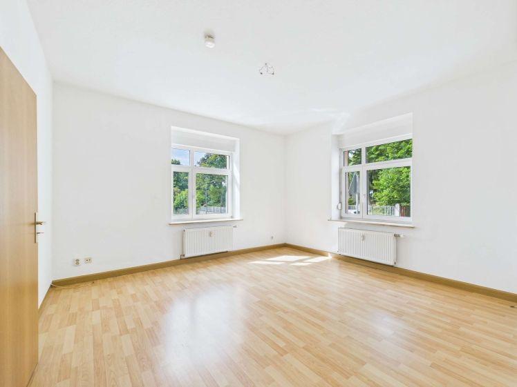 Gemütliche 3-Raum Erdgeschosswohnung mit Jalousien & Gartenanteil - Photo 1