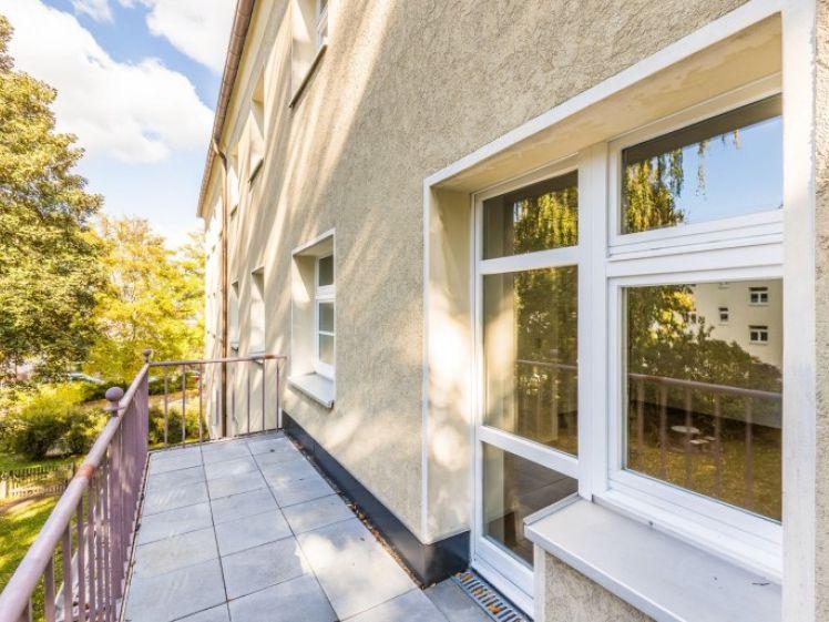 Altbauwohnung mit Balkon in der Gartenstadt - Photo 1